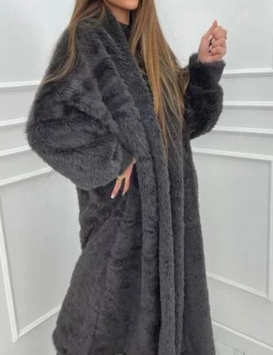 Płaszcz futrzany Uni długi