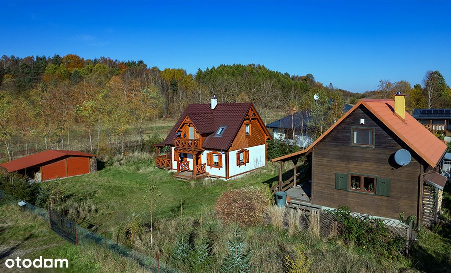 Dom całoroczny + domek rekreacyjny dla gości + podwójny garaż