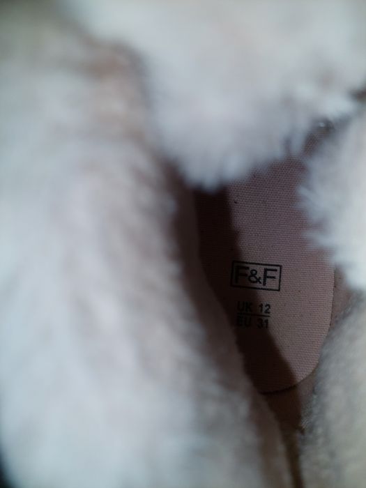 Różowe jesienne botki r.31 19zl