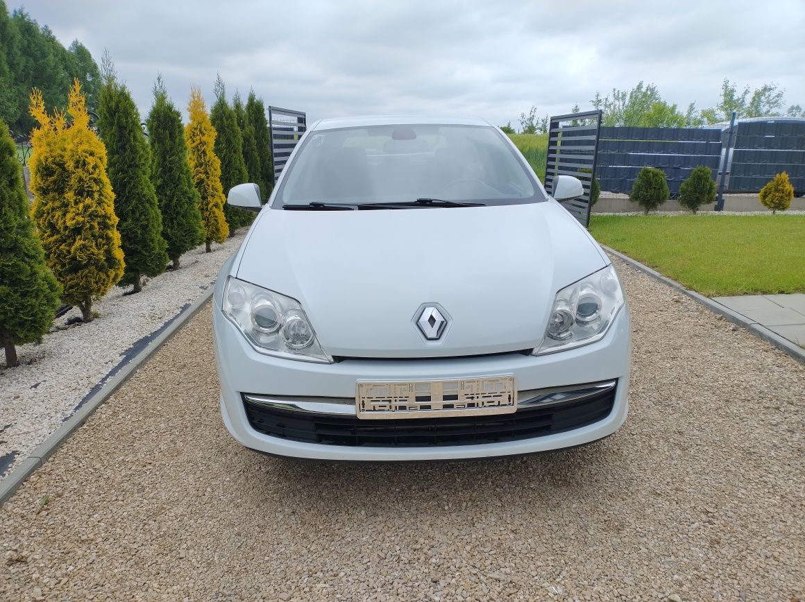 Renault Laguna 2009 1.6 16V 110 KM 6-biegow Klimatronic Alu 194 tyś KM
