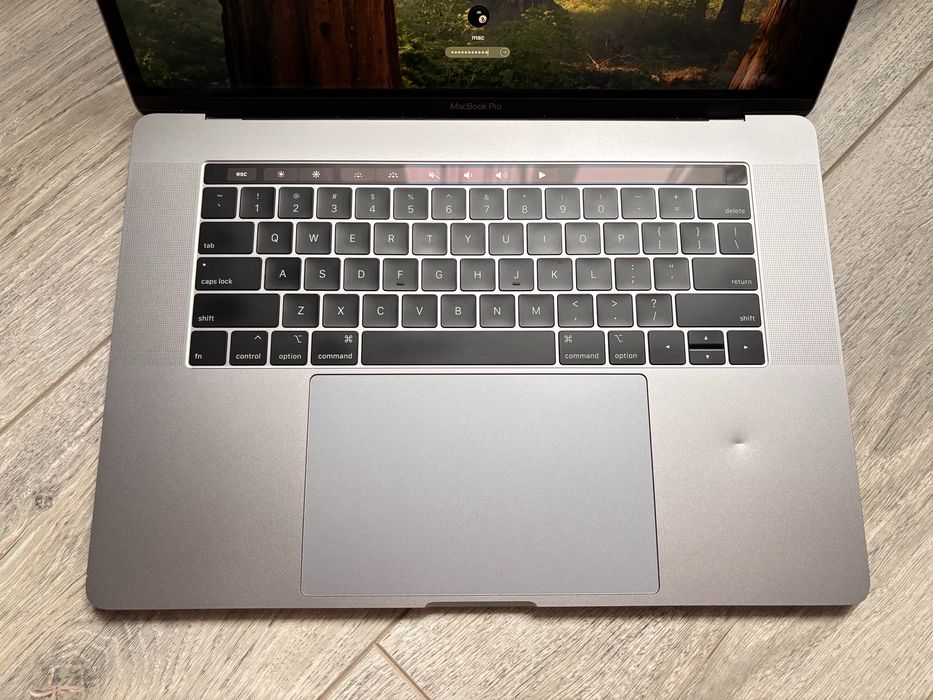 MacBook Pro 15'' 2018 A1990 (i7/16/512)