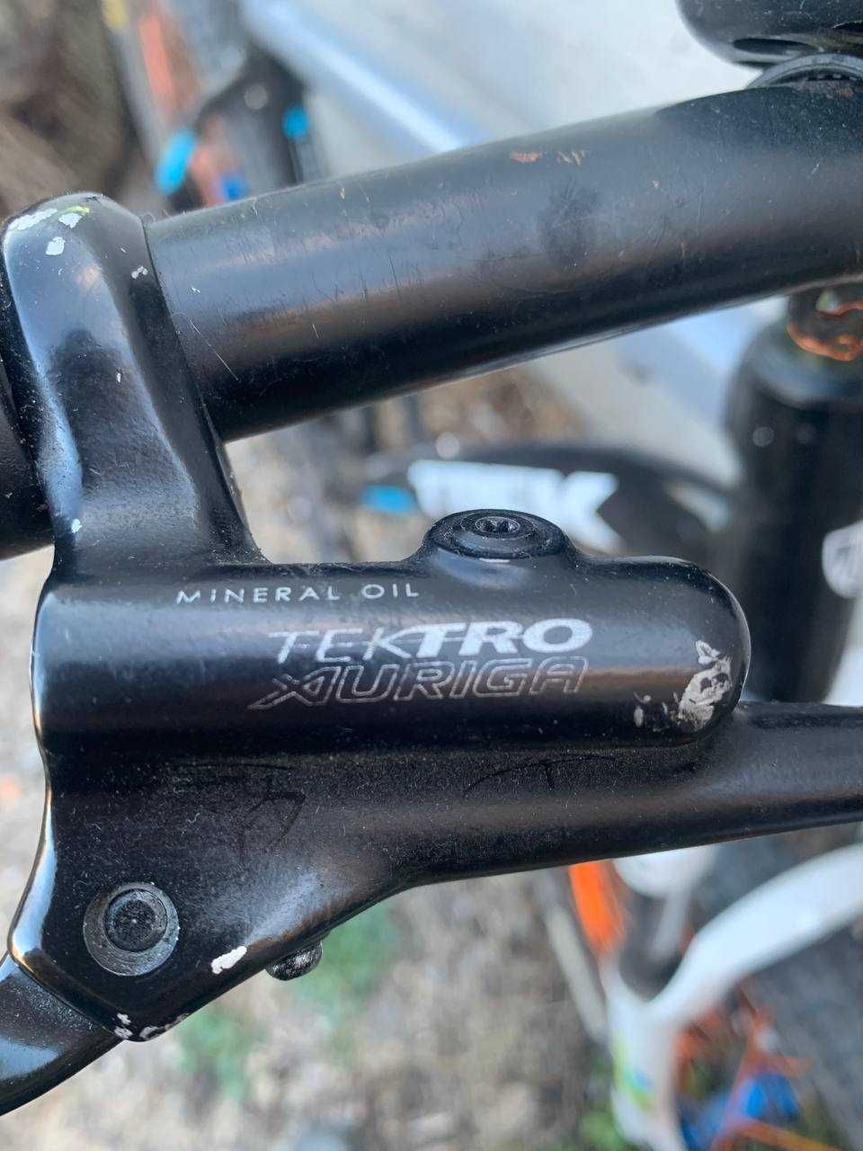 Велосипед Trek 3700 disk