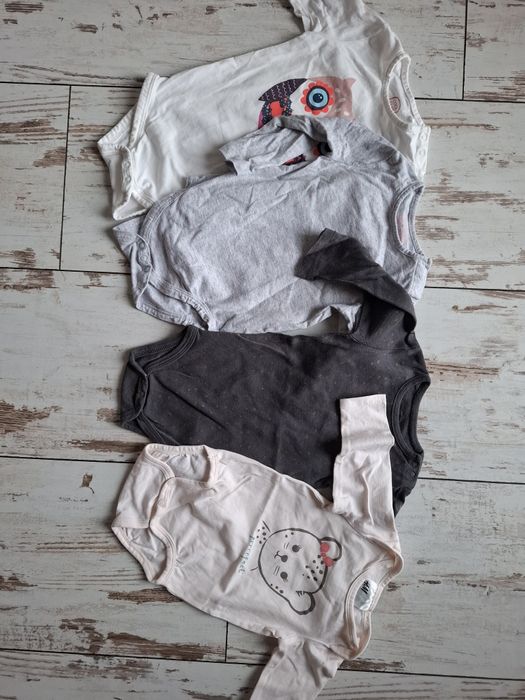 Body niemowlęce 4 szt