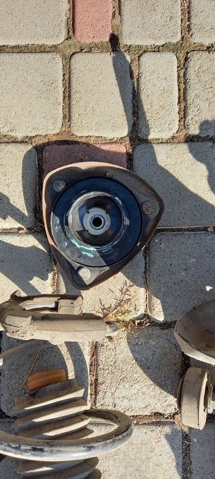 Цапфа передня задня права Honda accord 9 v6 3.5л