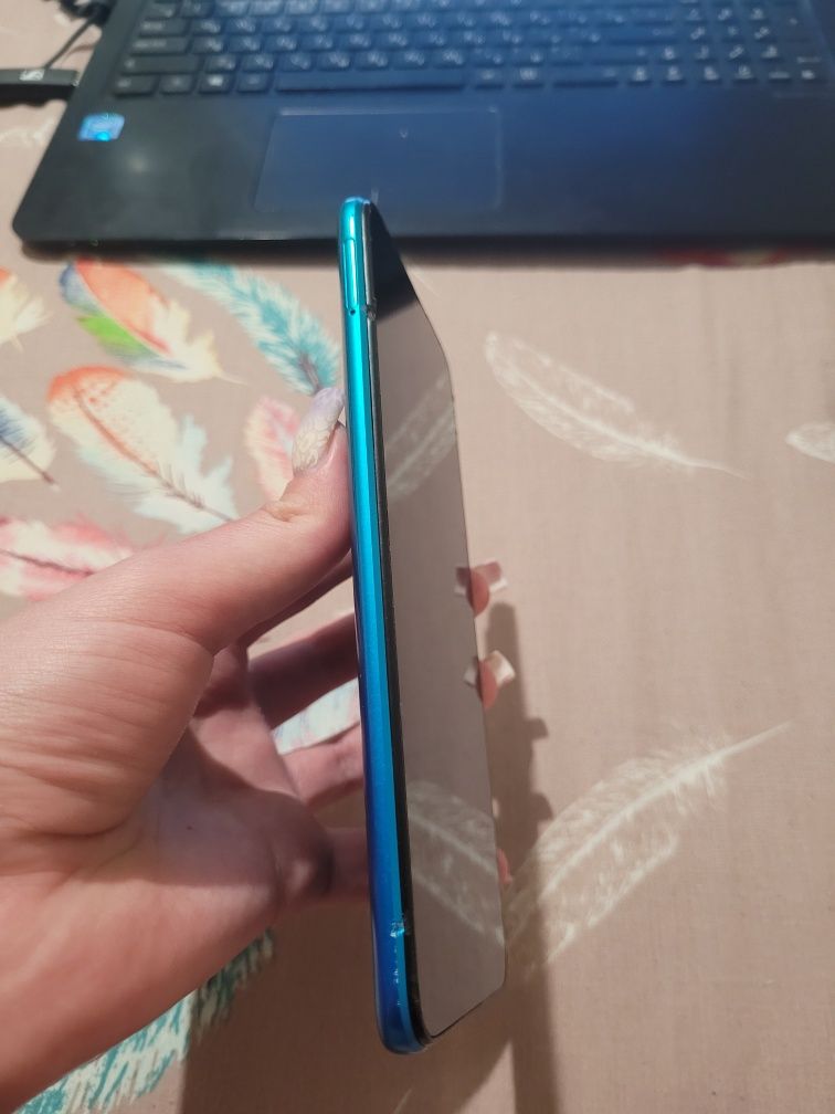 Продам Xiaomi Redmi 9C NFC, 3/64 GB в нормальном состоянии