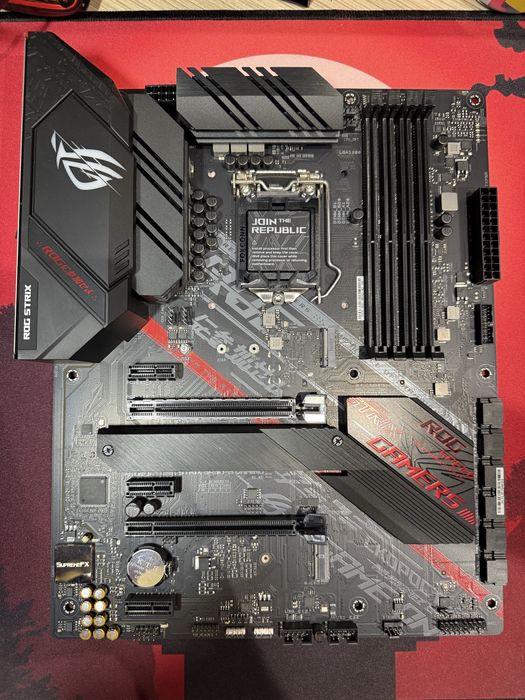 Asus rog strix B460-H GAMING