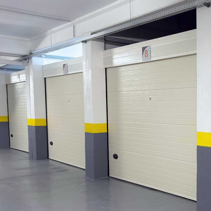 Mini-armazéns e Garagens em Portimão 30m2 – espaço amplo e seguro!