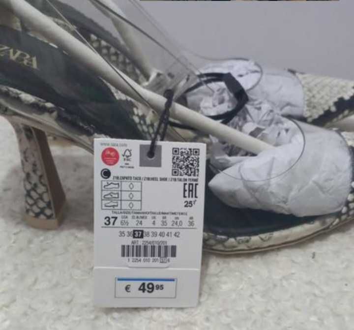 Туфлі бренда Zara