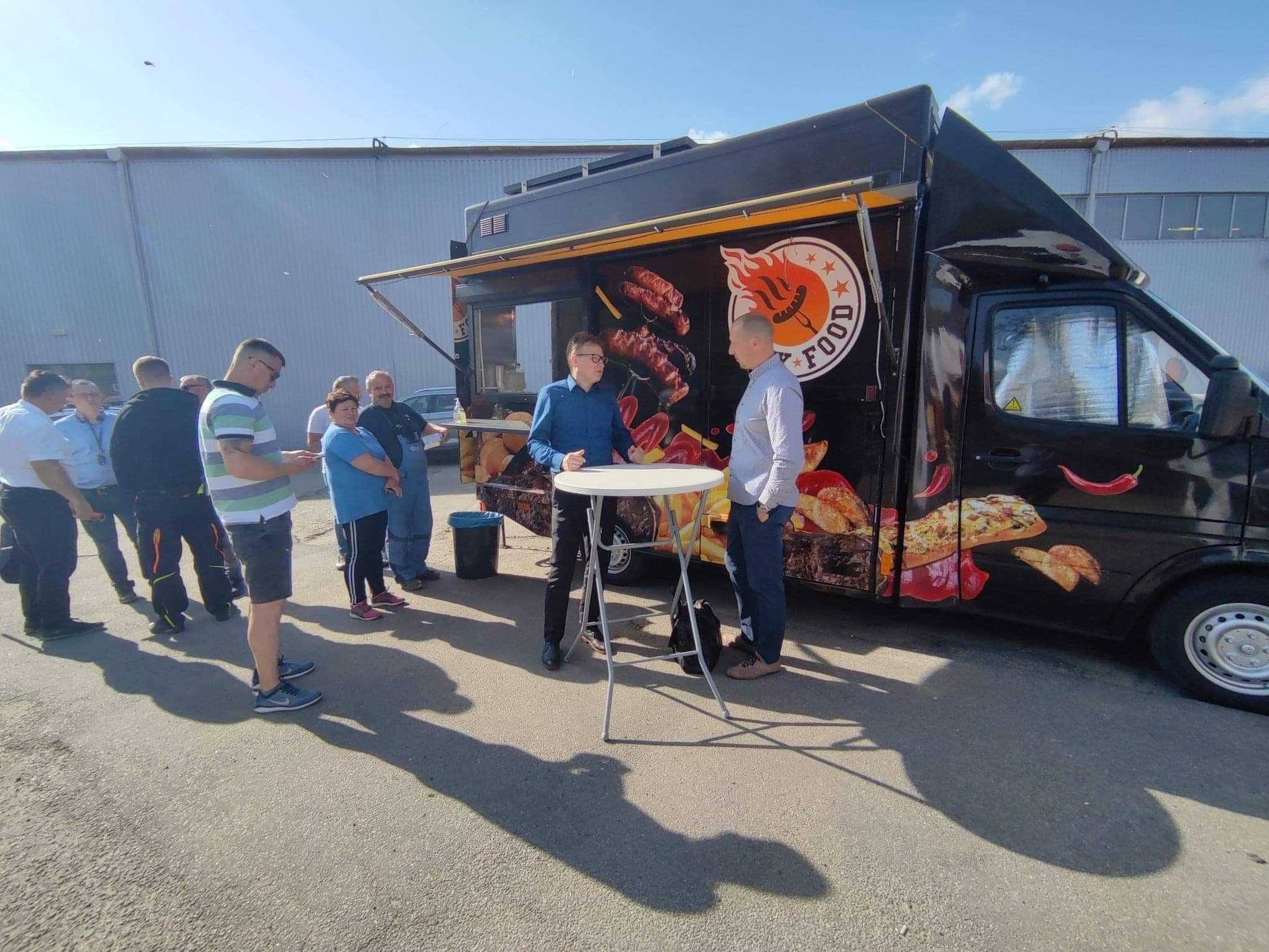 Food truck obsługa imprez okolicznościowych firmowych eventów