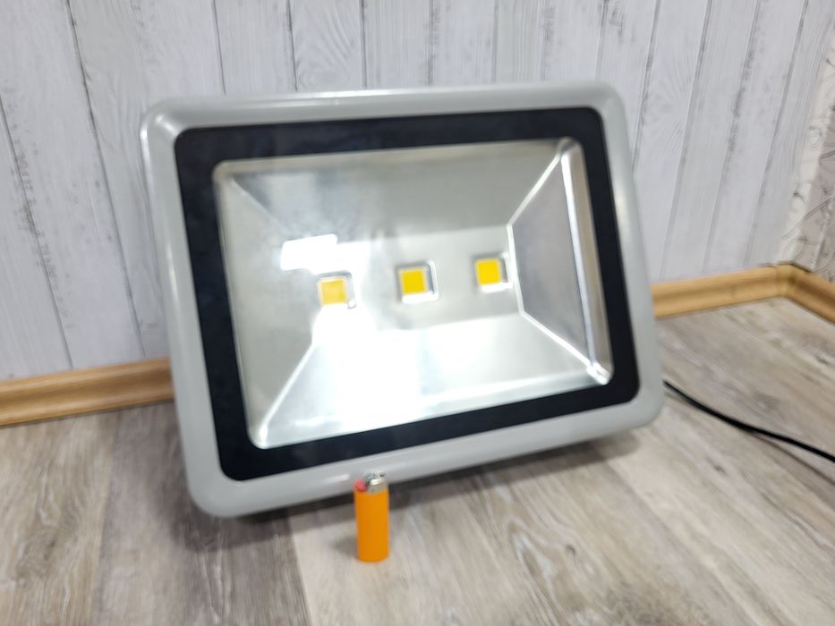 Naświetlacz, lampa Led 150W