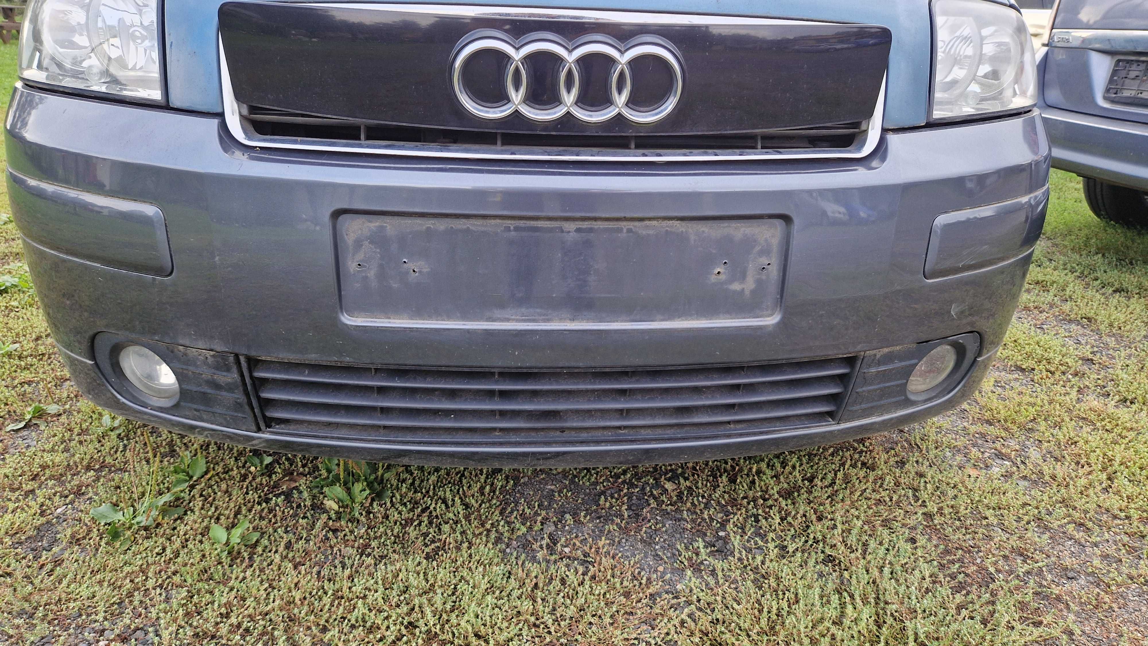 Audi A2 zderzak przedni halogeny