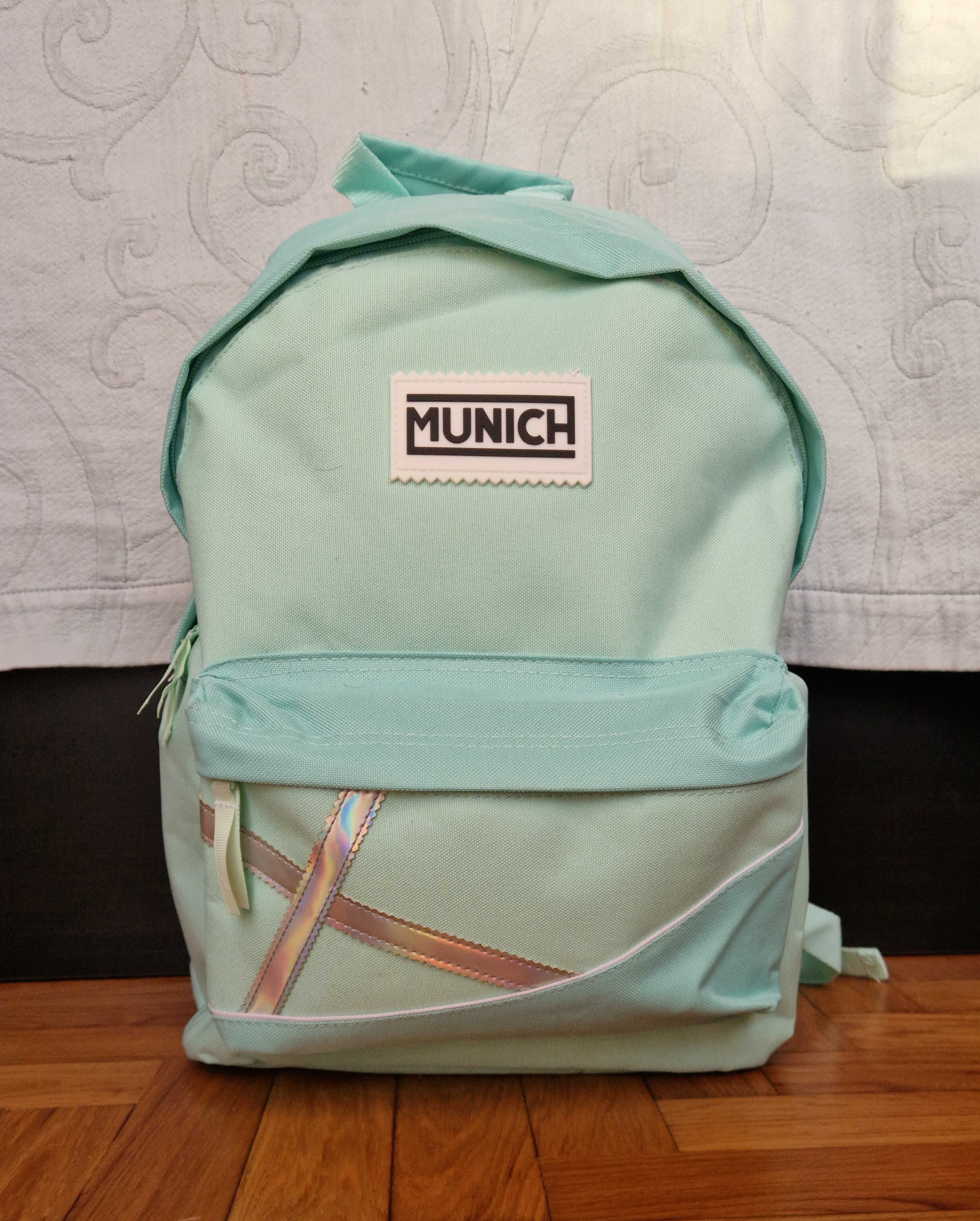 MUNICH Versátil e completa Mochila Portátil 14,1'' Esmeralda