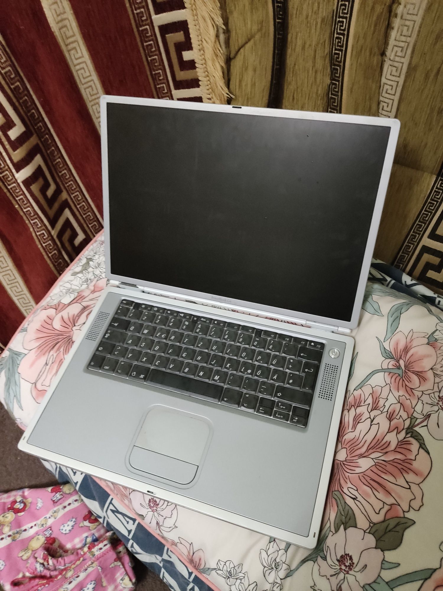 Ноутбук Apple PowerBook G4 M5884 без зарядного.