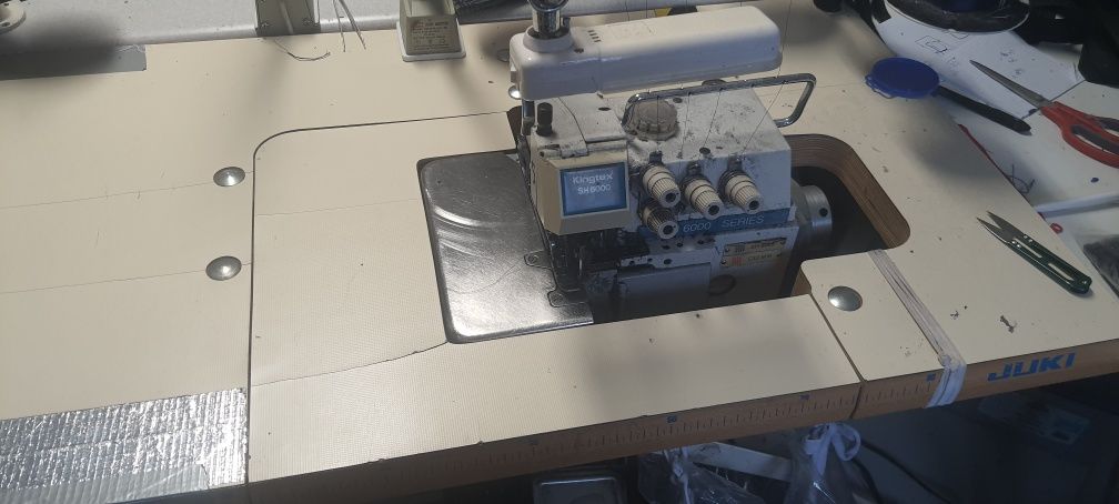 Dziurkarka Juki LBH 770
