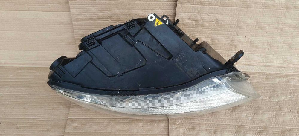 Lampa Przód Skrętna Bi Xenon Audi A6 C6 4F 04-08 Europa