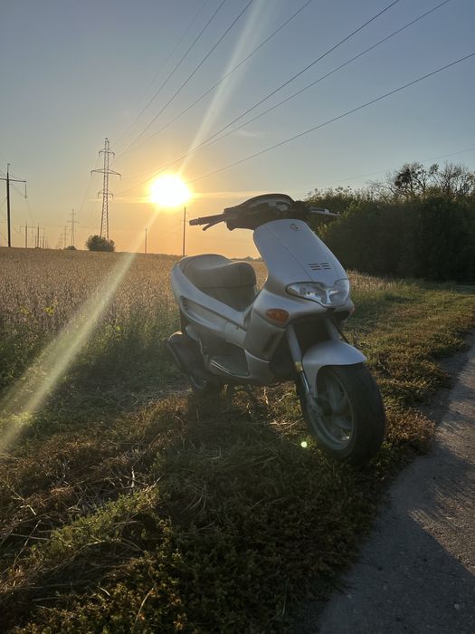 Продам gilera runner bb180