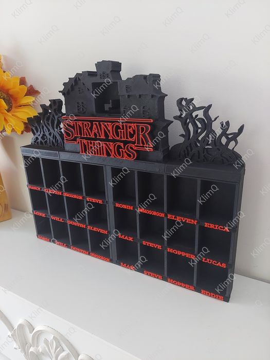 Kinder Joy Stranger Things półeczka stojak na figurki