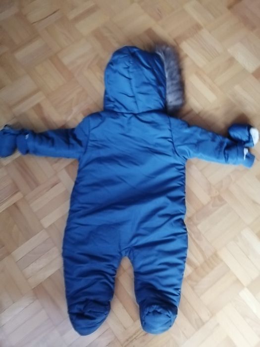 Kombinezon rozm. 74, po jednym dziecku
