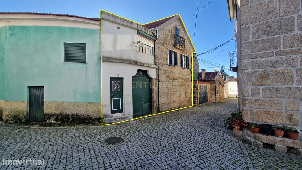 Moradia em banda em Abrunhosa a Velha - Mangualde