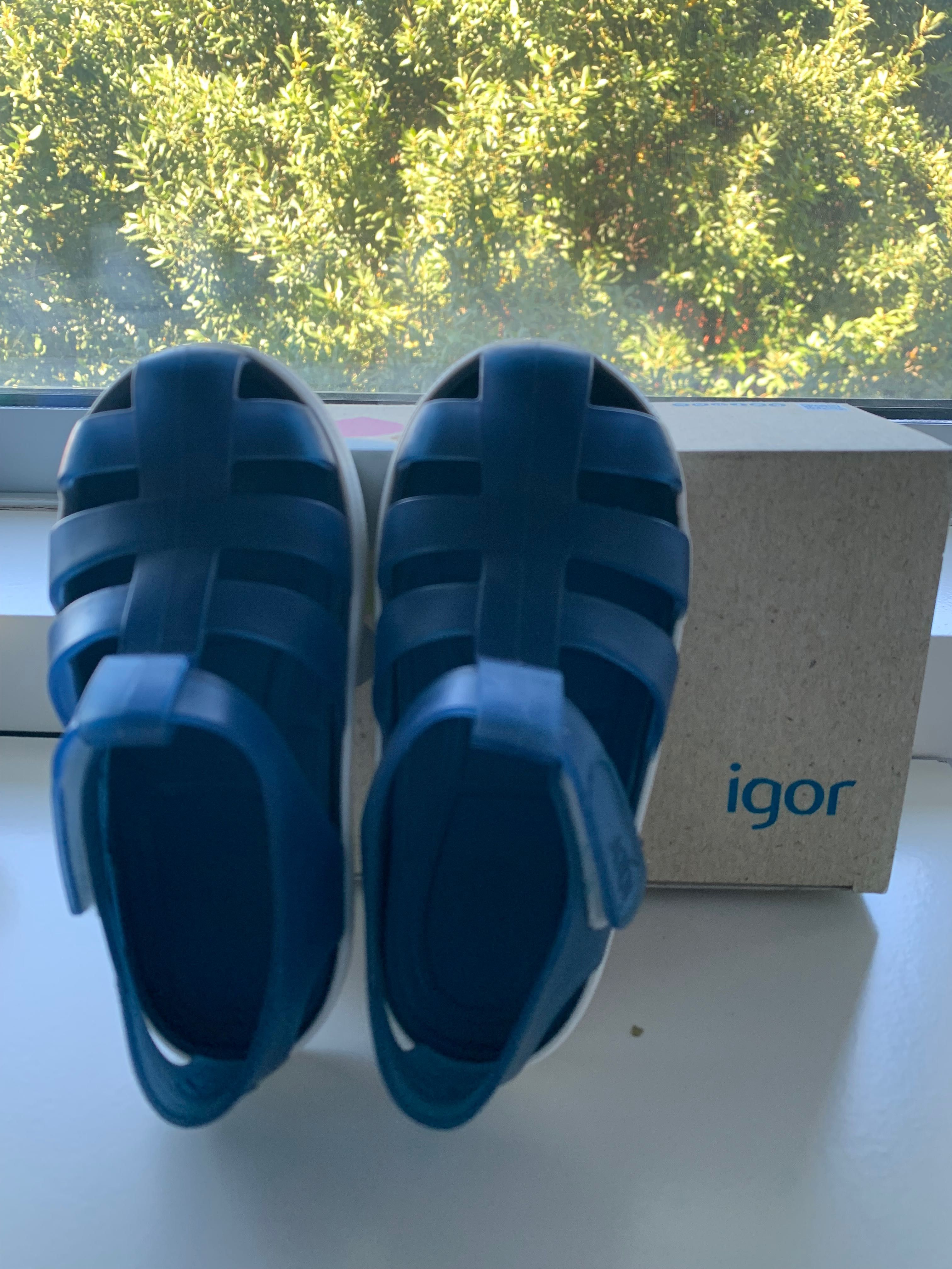 Sandálias da marca IGOR