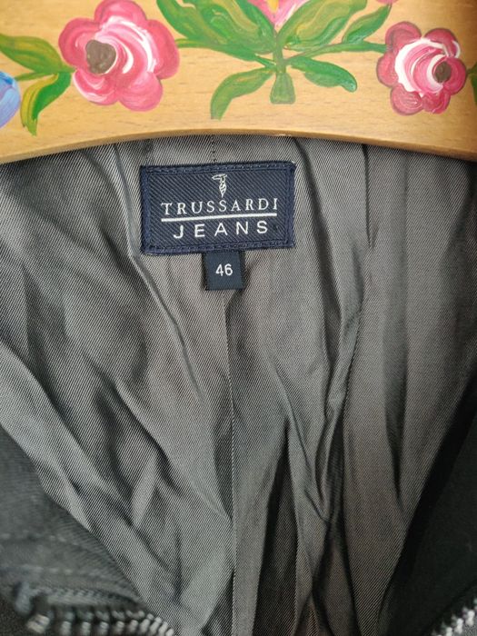 Czarny elegancki  firmowy żakiet