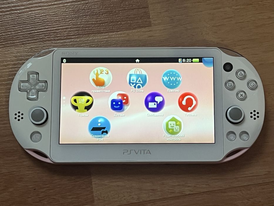 Ігрова приставка Sony ps vita slim