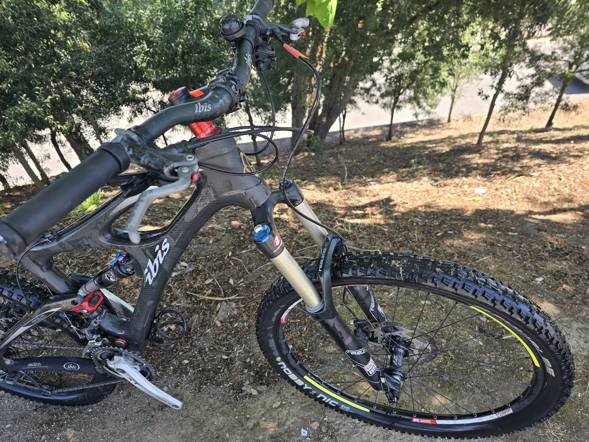 Btt carbono suspensao total batataa