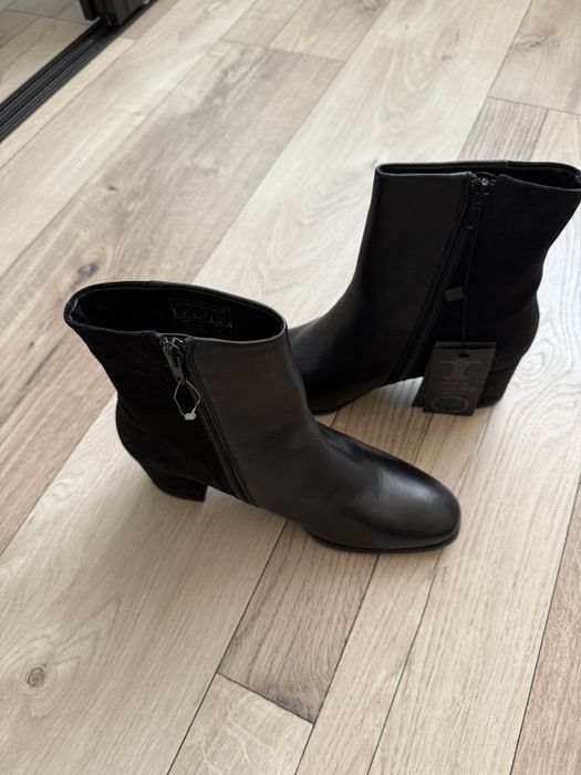 черевики Vero Moda.