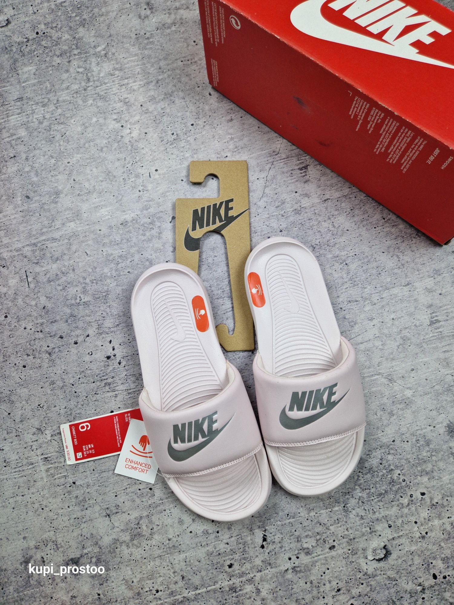 Шльопанці жіночі Nike Victori One Slide