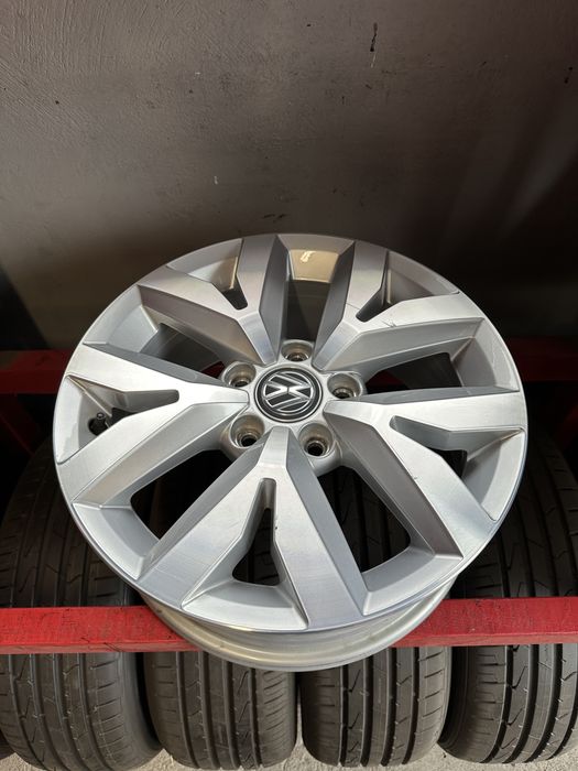 Alufelga 5x112 16 VW Passat Golf srebrna letnia lato