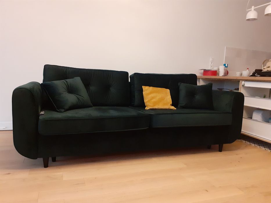 Rozkładana sofa welurowa, butelkowa zieleń