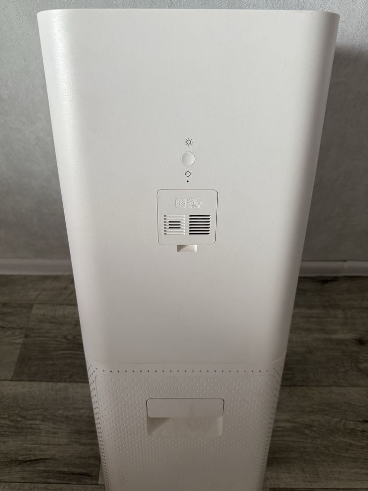 Очищувач повітря Xiaomi Mi Air Purifier Pro