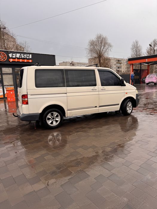 Продам класний бус Т5