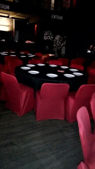 Чохли, чохли для столів, чохли на стільці