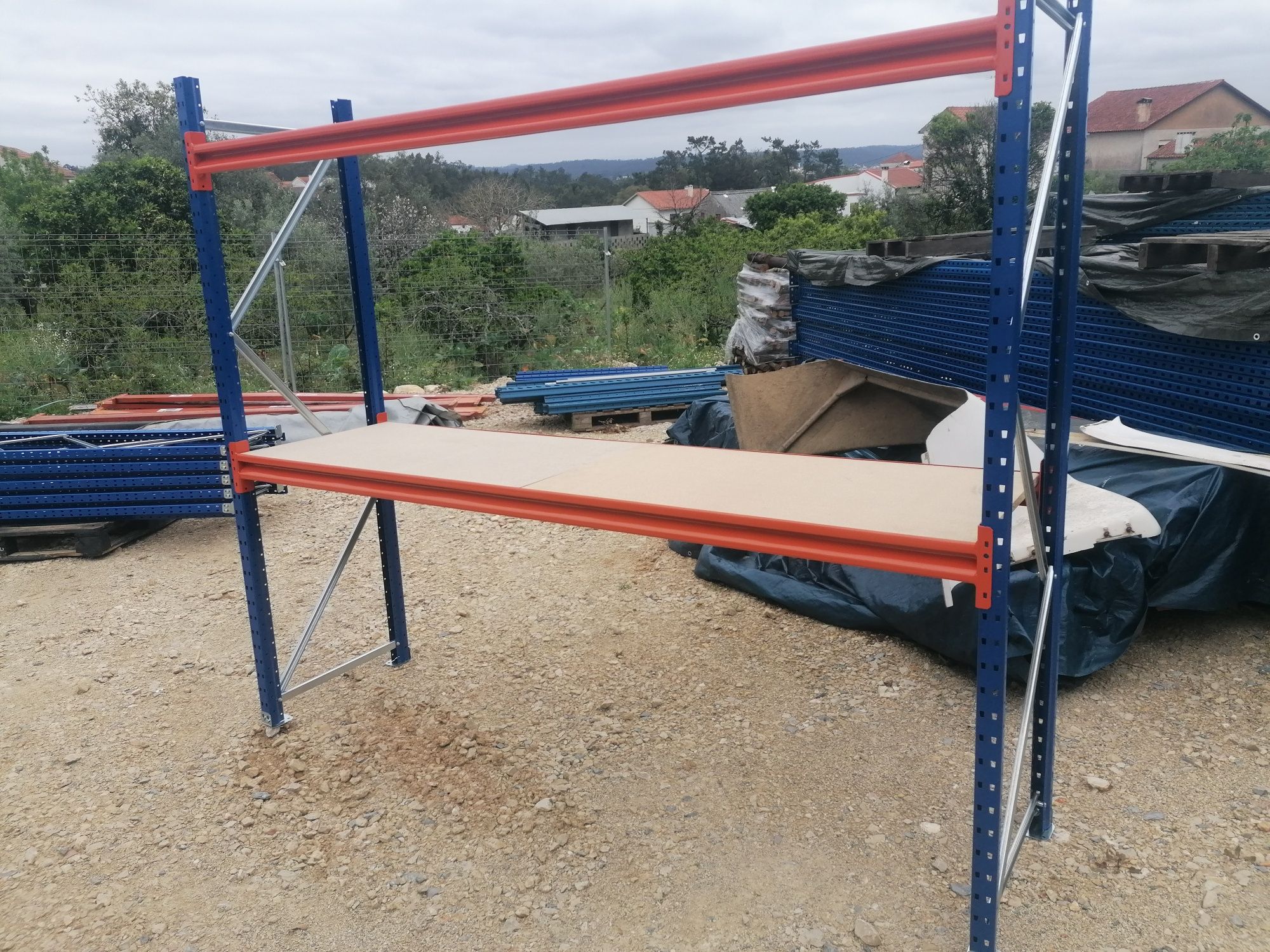 Estantes de armazém, parteleiras industriais, picking