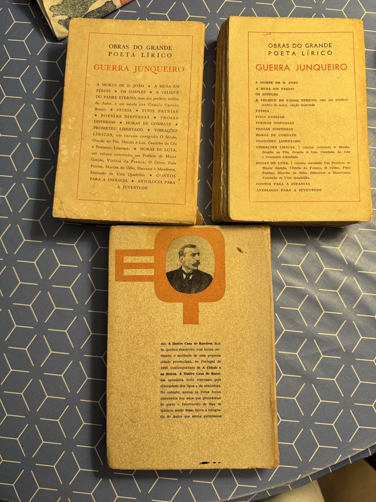 Lote de 3 livros antigos de Eça de Queiroz