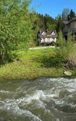 Готель - Садиба курорт з цілющіми мінеральними водами - Східниця