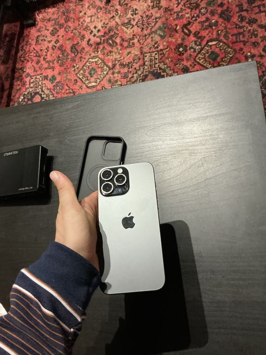 Iphone 16 pro Max 512GB como Novo