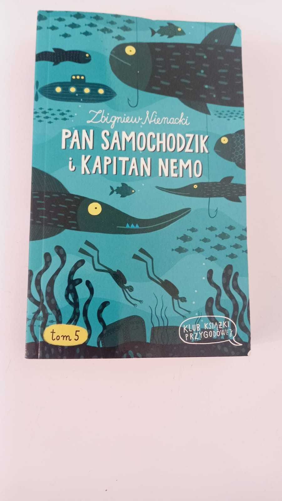 Książka Pan Samochodzik i Kapitan Nemo Zbigniew Nienacki.