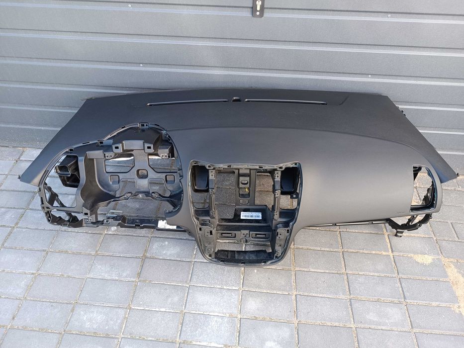 deska kokpit konsola KIA VENGA regeneracja