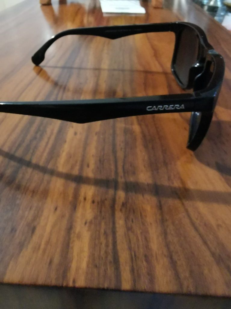 Óculos de sol Carrera