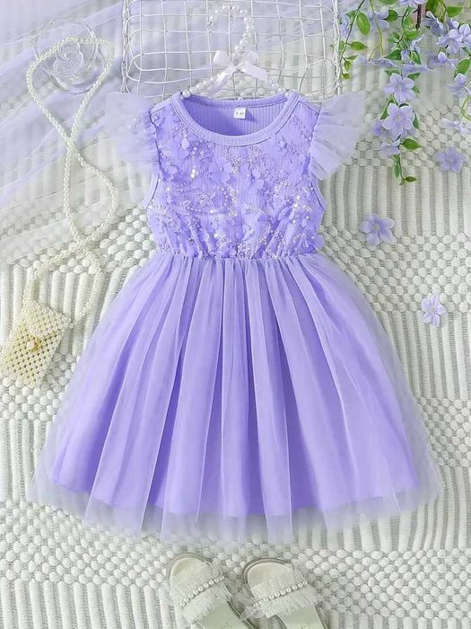 Нарядное сиреневое платье на 7-8 лет