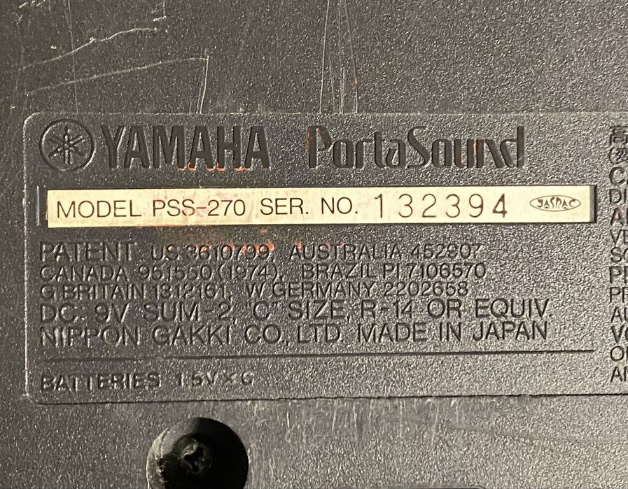 Yamaha PSS-270 — вінтажний синтезатор із 80-х