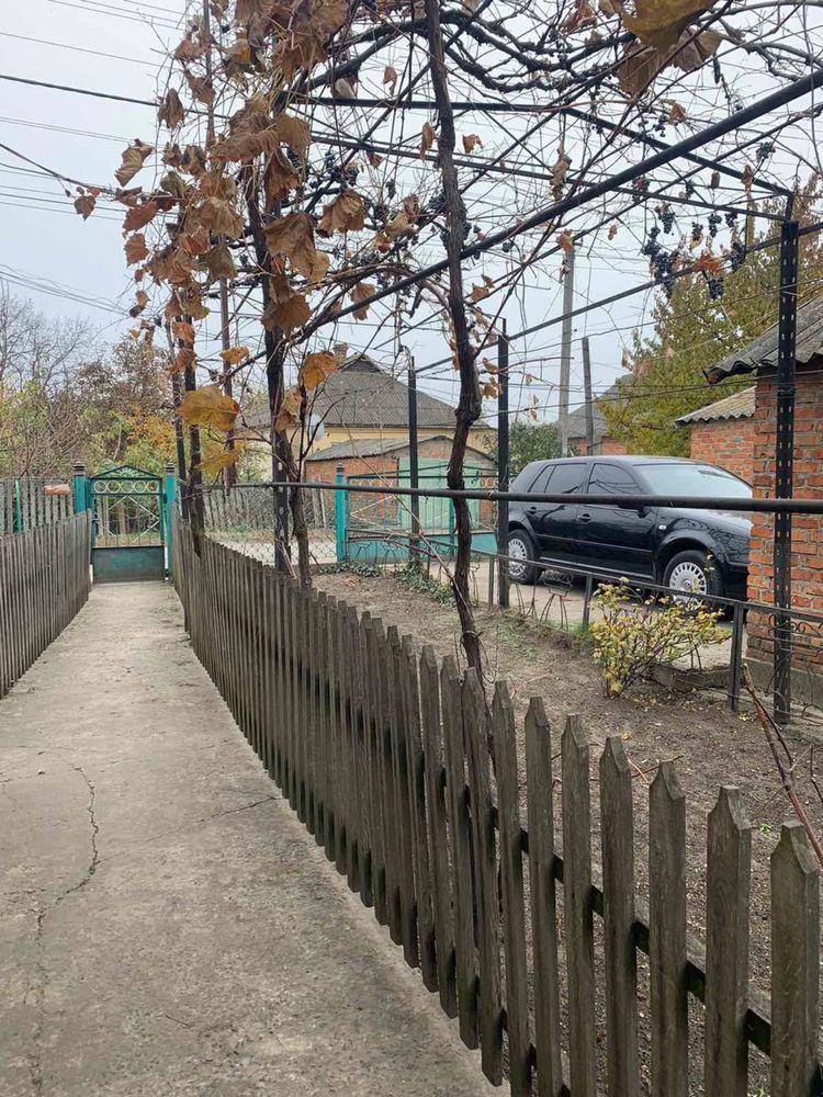 Продам капітальний будинок