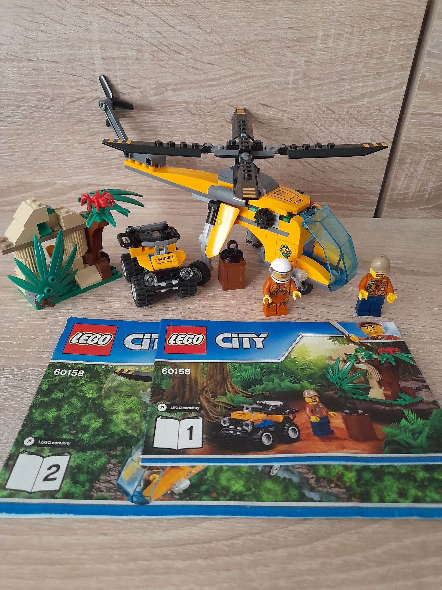 Lego 60156 i 60158 Dżunglowy Łazik, Helikopter transportowy