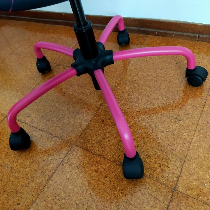 Cadeira secretária juvenil