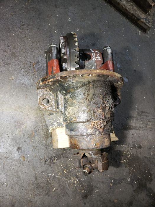 Atak  napędu Spicer Case Magnum 7220/ 11-41 z