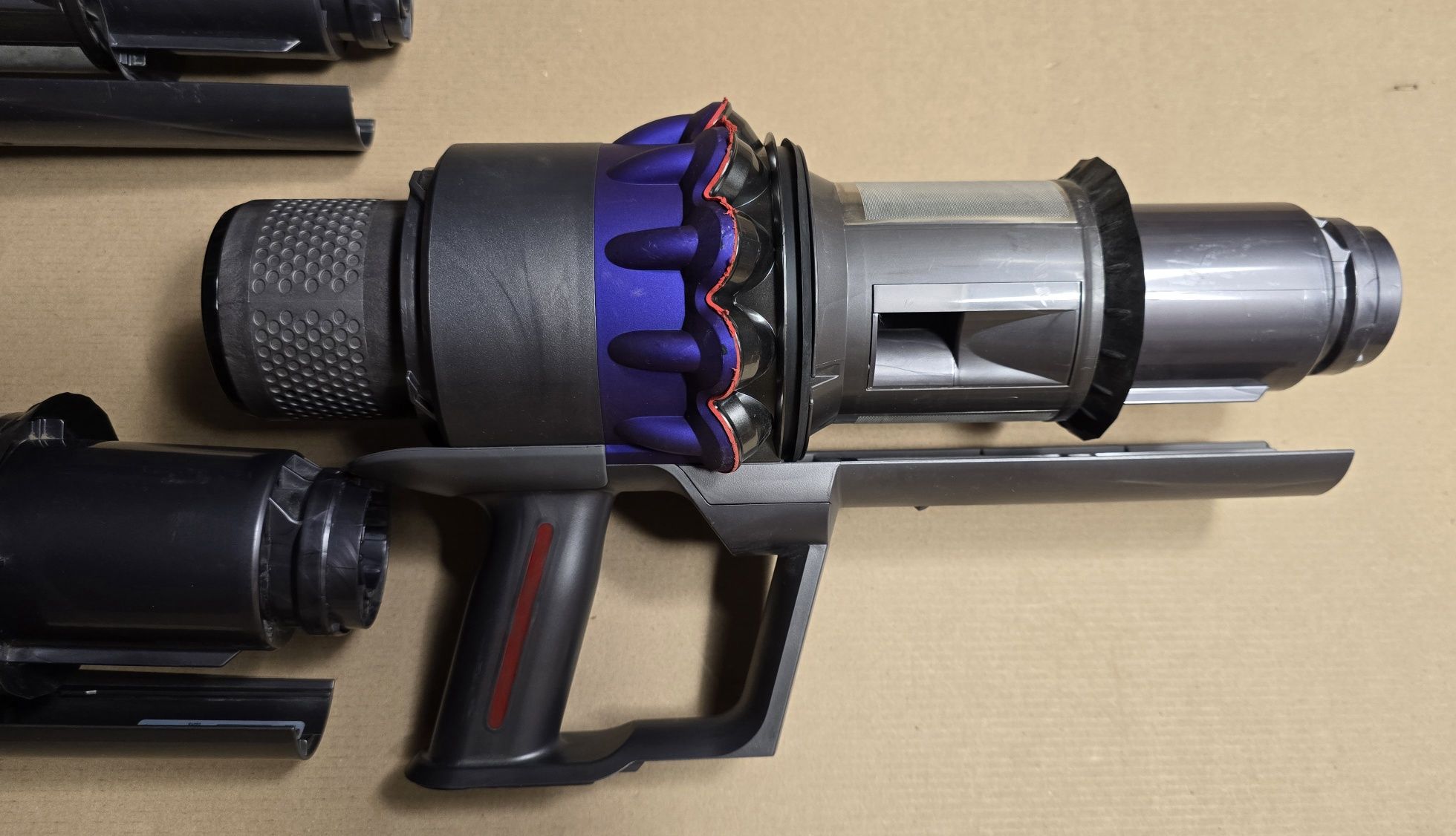 Korpus Dyson Gen5Detect SV23, Dyson V15 SV22