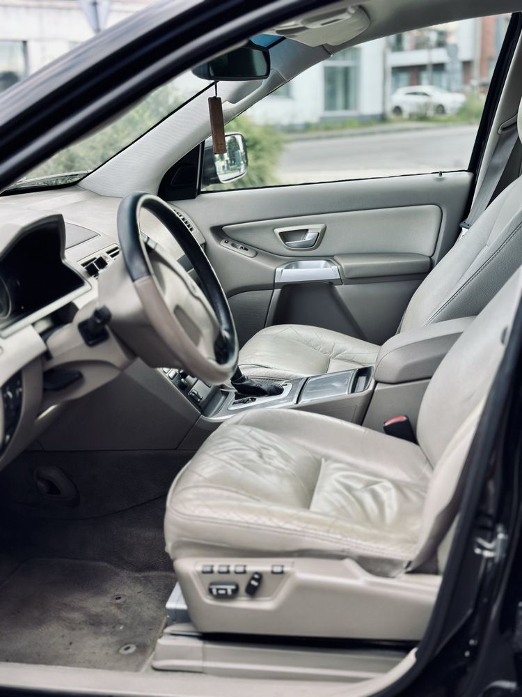 Volvo XC90 2.4D5