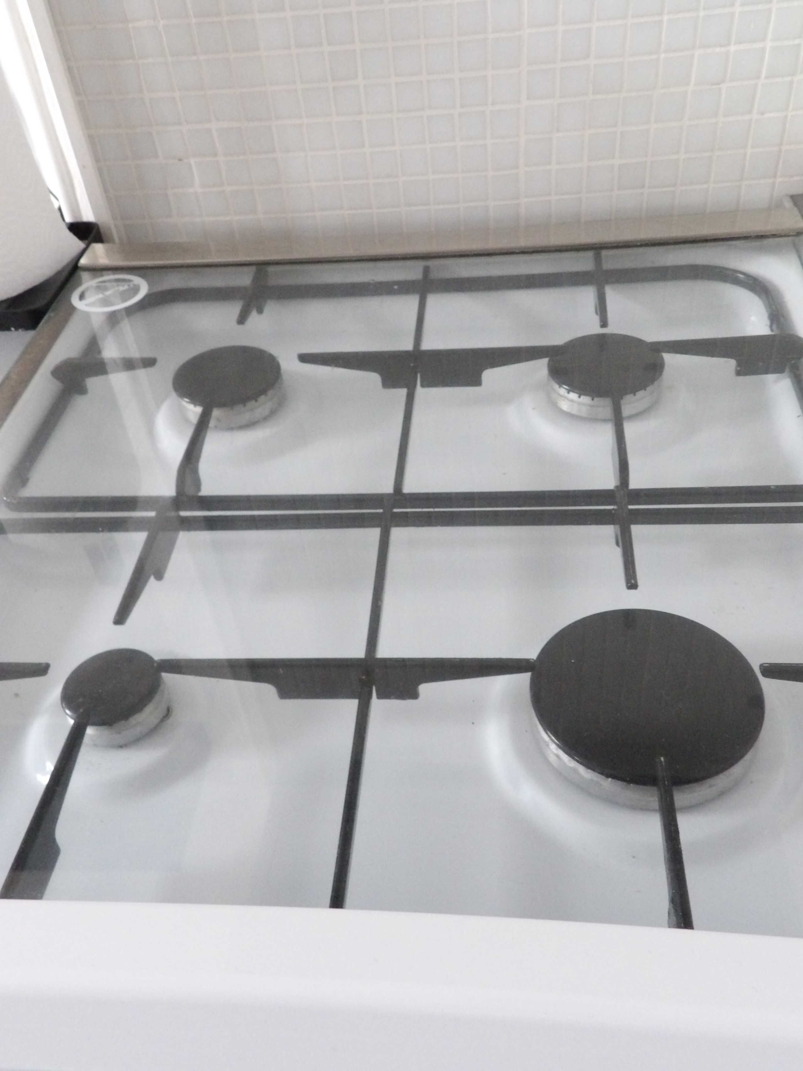 Kuchenka gazowa z elektrycznym piekarnikiem, wolnostojąca, Whirpool